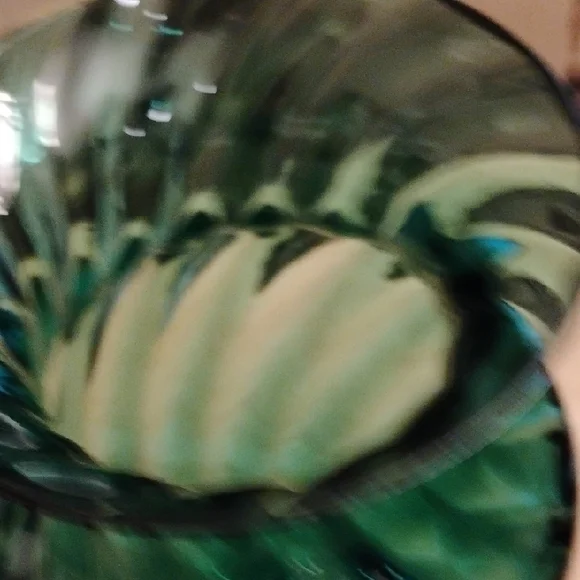 Vintage Elegant Green Glass Vase (Set Of 2) - Picture 6 of 13